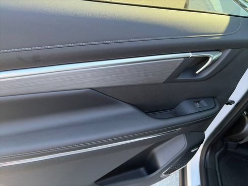New 2026 Buick Enclave Preferred w/ LPO, Floor Liner Package FWD image 12