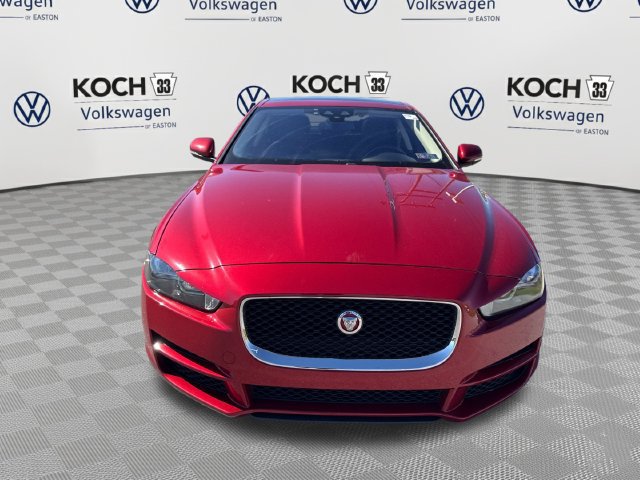 Used 2017 Jaguar XE Premium AWD/4WD image 2