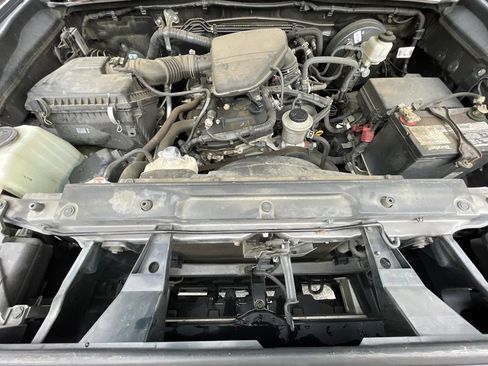 Used 2019 Toyota Tacoma SR w/ SR Convenience Package RWD image 33