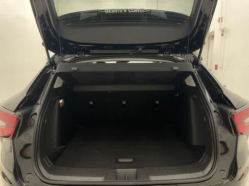 New 2026 Chevrolet Trax LT w/ Driver Confidence Package FWD image 11