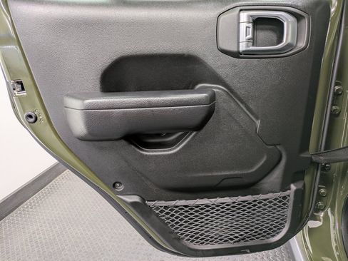 Used 2023 Jeep Wrangler Willys image 22