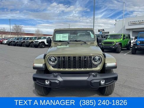 New 2026 Jeep Gladiator Sport image 2