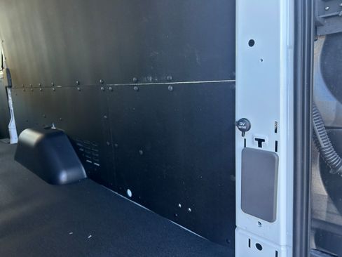 New 2026 Ford Transit 250 148 High Roof Extended AWD w/ Load Area Protection Package image 31