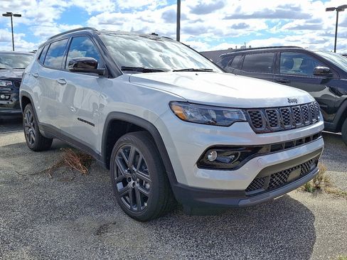 New 2026 Jeep Compass Limited image 3
