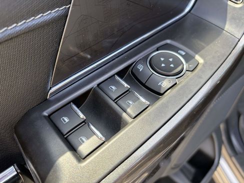 Used 2021 Ford F150 XLT w/ Equipment Group 302A High image 17