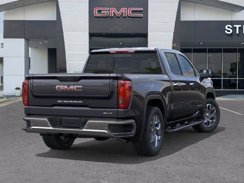 New 2026 GMC Sierra 1500 SLT image 4