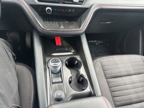 Used 2025 Ford Explorer ST-Line w/ Premium Package AWD/4WD image 29