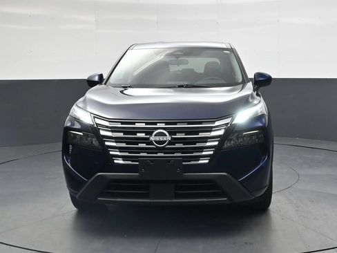 Used 2025 Nissan Rogue SV FWD image 13