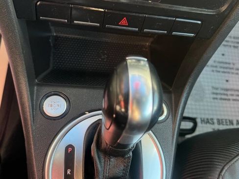 Used 2012 Volkswagen Beetle 2.5 image 18