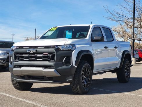 Certified 2025 Chevrolet Colorado Trail Boss image 4