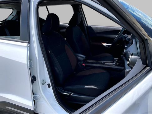 Used 2024 Nissan Kicks SR FWD image 9