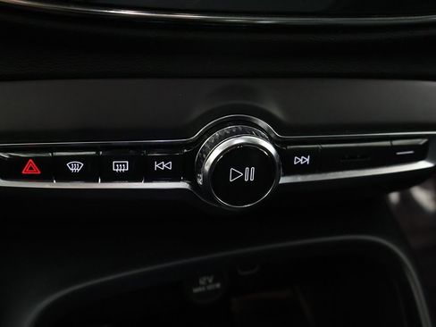 Used 2023 Volvo XC40 B5 Plus w/ Protection Package Premier image 54