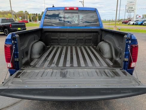 Used 2015 RAM 1500 Sport w/ Convenience Group AWD/4WD image 8