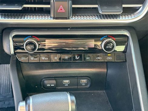 Used 2023 Kia K5 EX image 21