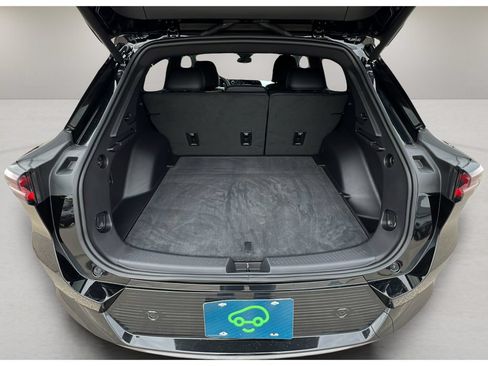 Certified 2025 Chevrolet Equinox EV LT FWD image 30