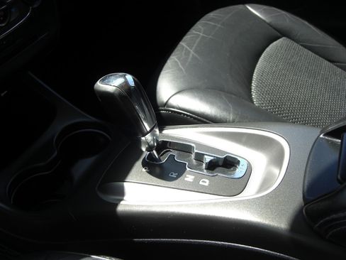 Used 2017 Dodge Journey Crossroad image 7