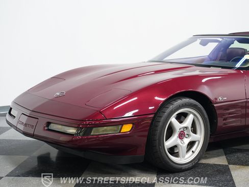 Used 1993 Chevrolet Corvette ZR1 image 18