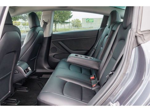 Used 2022 Tesla Model 3 Long Range image 13