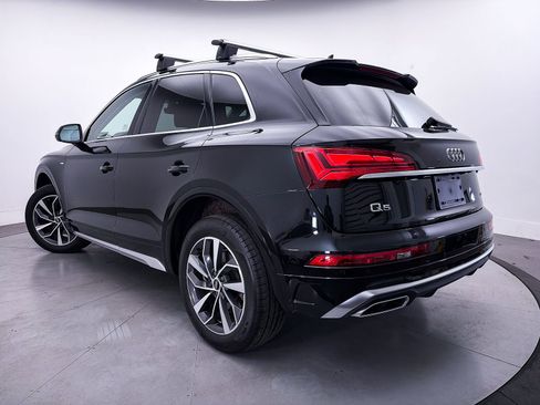 Used 2023 Audi Q5 2.0T Premium w/ Convenience Package AWD/4WD image 2