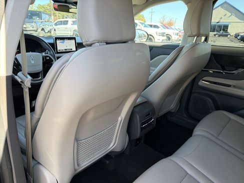 Used 2022 Lincoln Corsair Reserve w/ Equipment Group 201A image 25