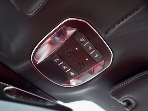 Used 2020 Ferrari GTC4Lusso AWD/4WD image 84