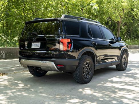 Used 2026 Honda Passport TrailSport Elite image 9