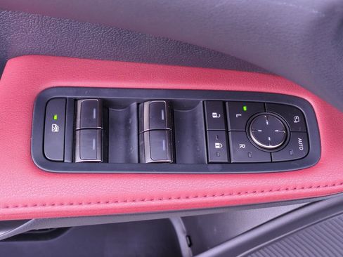 Used 2023 Lexus RX 500h F Sport image 16