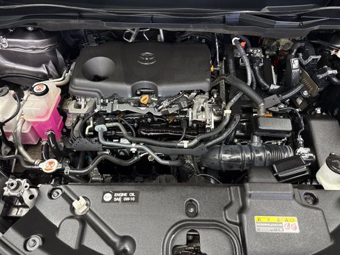 Used 2021 Toyota Sienna LE FWD image 52