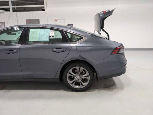 Used 2024 Honda Accord EX image 11