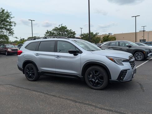 Used 2024 Subaru Ascent Onyx Edition Limited AWD/4WD image 7