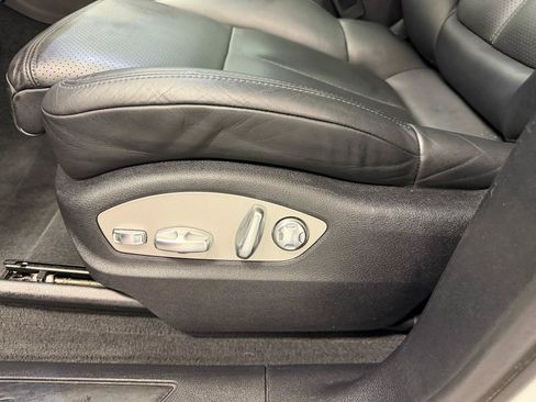 Used 2021 Porsche Macan AWD/4WD image 7