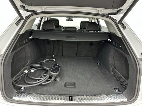 Certified 2024 Audi Q8 e-tron Premium Plus image 24