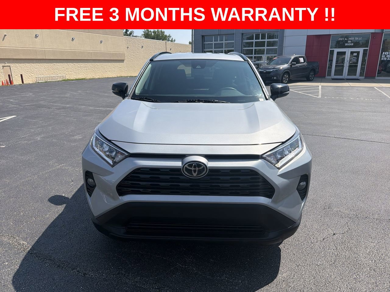 Used 2021 Toyota RAV4 XLE AWD/4WD image 24