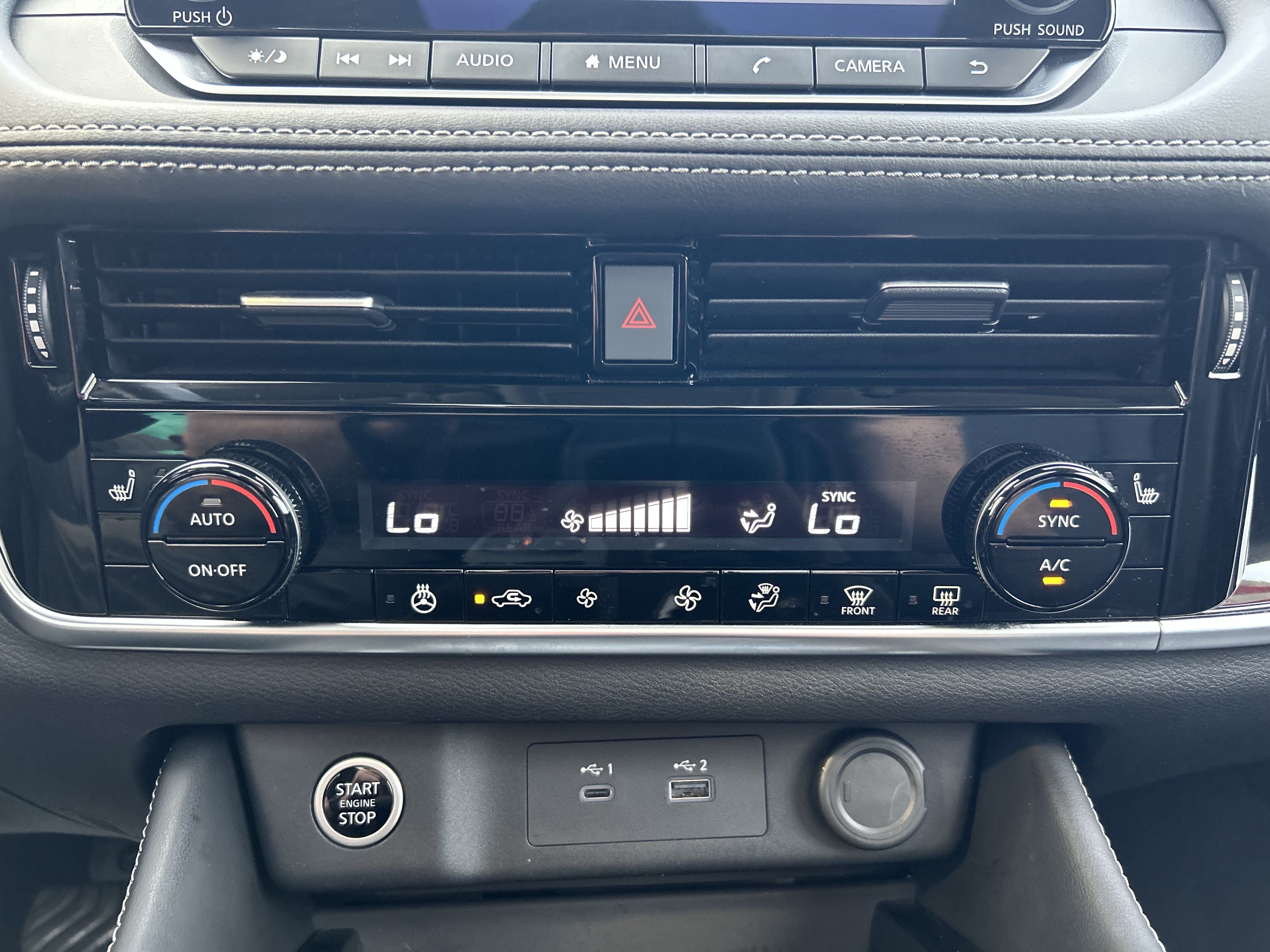 Used 2023 Nissan Rogue SL AWD/4WD image 30