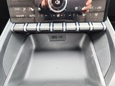 New 2026 GMC Terrain AT4 w/ Convenience Package III image 31