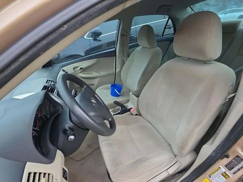 Used 2011 Toyota Corolla S image 5