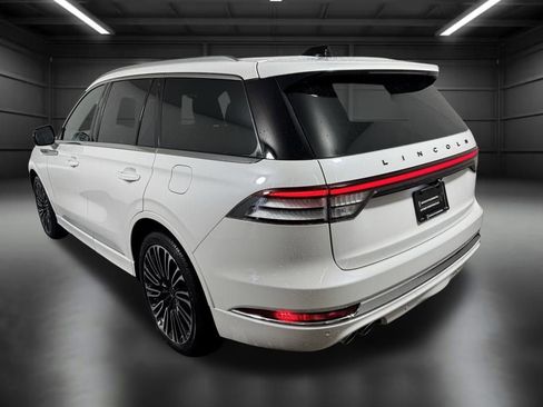 New 2025 Lincoln Aviator Black Label image 4
