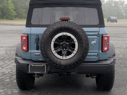 Certified 2023 Ford Bronco Badlands w/ Sasquatch Package AWD/4WD image 5