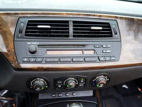 Used 2007 BMW Z4 3.0si image 17