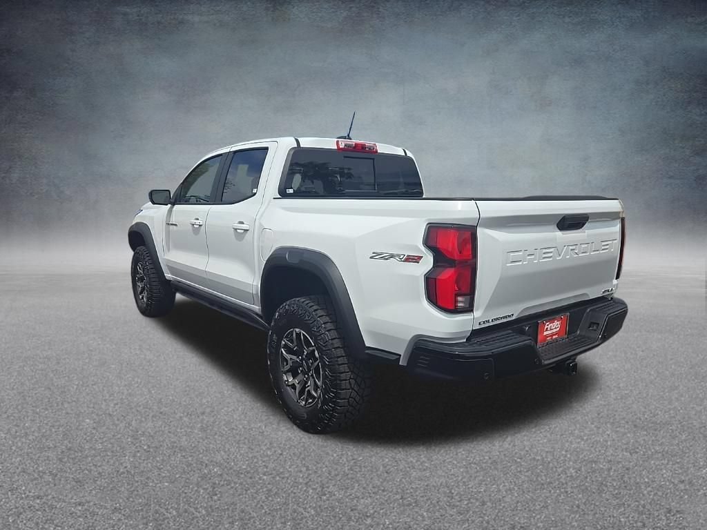 New 2026 Chevrolet Colorado ZR2 w/ Technology Package AWD/4WD image 6
