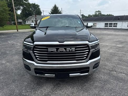 Used 2025 RAM 1500 Laramie AWD/4WD image 10