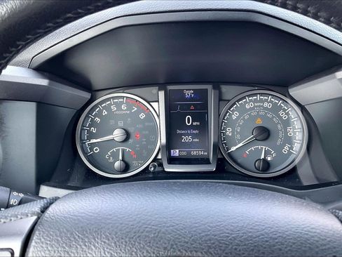 Used 2022 Toyota Tacoma TRD Sport w/ Technology Package AWD/4WD image 20