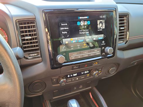 Used 2024 Nissan Frontier Pro-X image 16