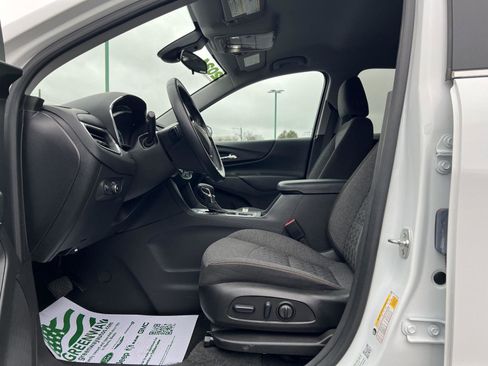 Used 2024 Chevrolet Equinox LT image 18