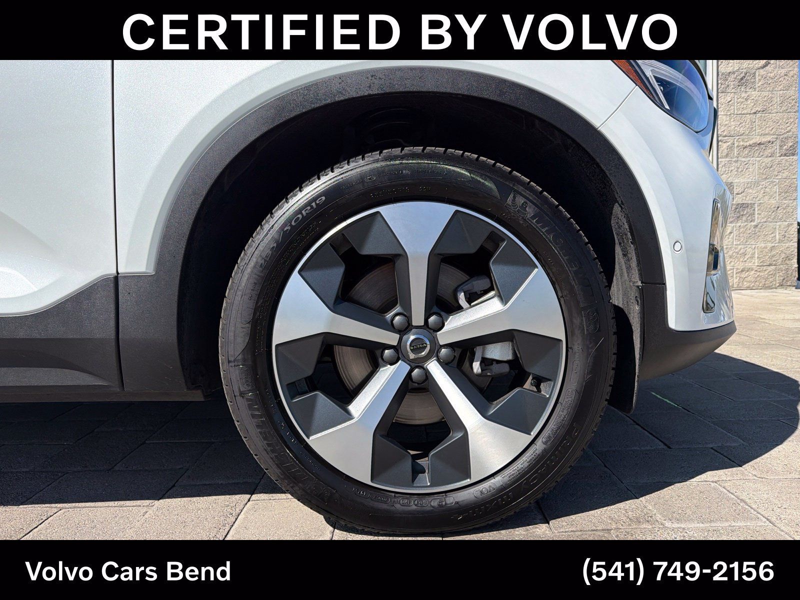 Used 2026 Volvo XC40 B5 Plus AWD/4WD image 8