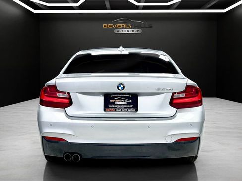 Used 2017 BMW 230i Coupe RWD image 4