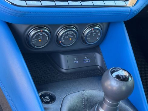 Certified 2024 Nissan Z Performance w/ Floor Mat Package image 24