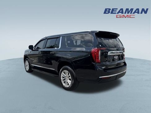 Used 2022 GMC Yukon XL SLT AWD/4WD image 5