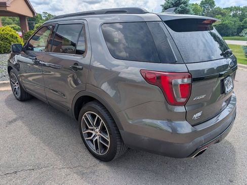 Used 2017 Ford Explorer Sport w/ Equipment Group 401A AWD/4WD image 7