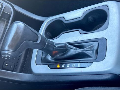 Used 2016 Chevrolet Colorado LT w/ LT Convenience Package image 21